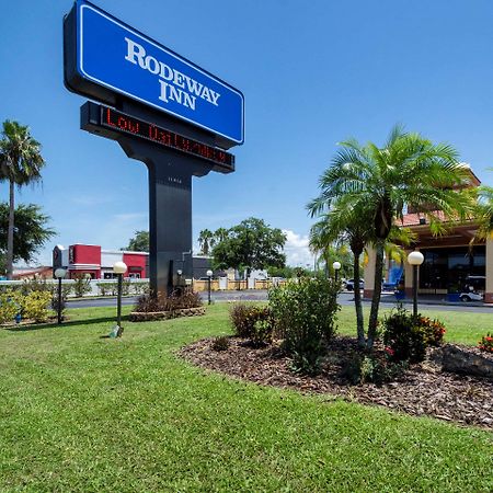Rodeway Inn Port Richey North Екстер'єр фото