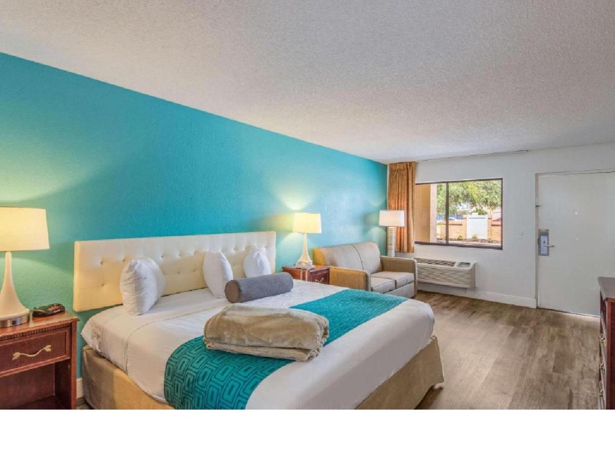 Rodeway Inn Port Richey North Екстер'єр фото