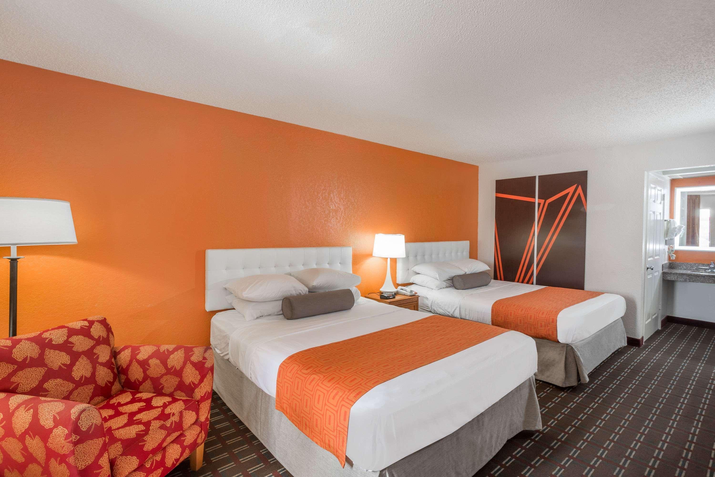 Rodeway Inn Port Richey North Екстер'єр фото