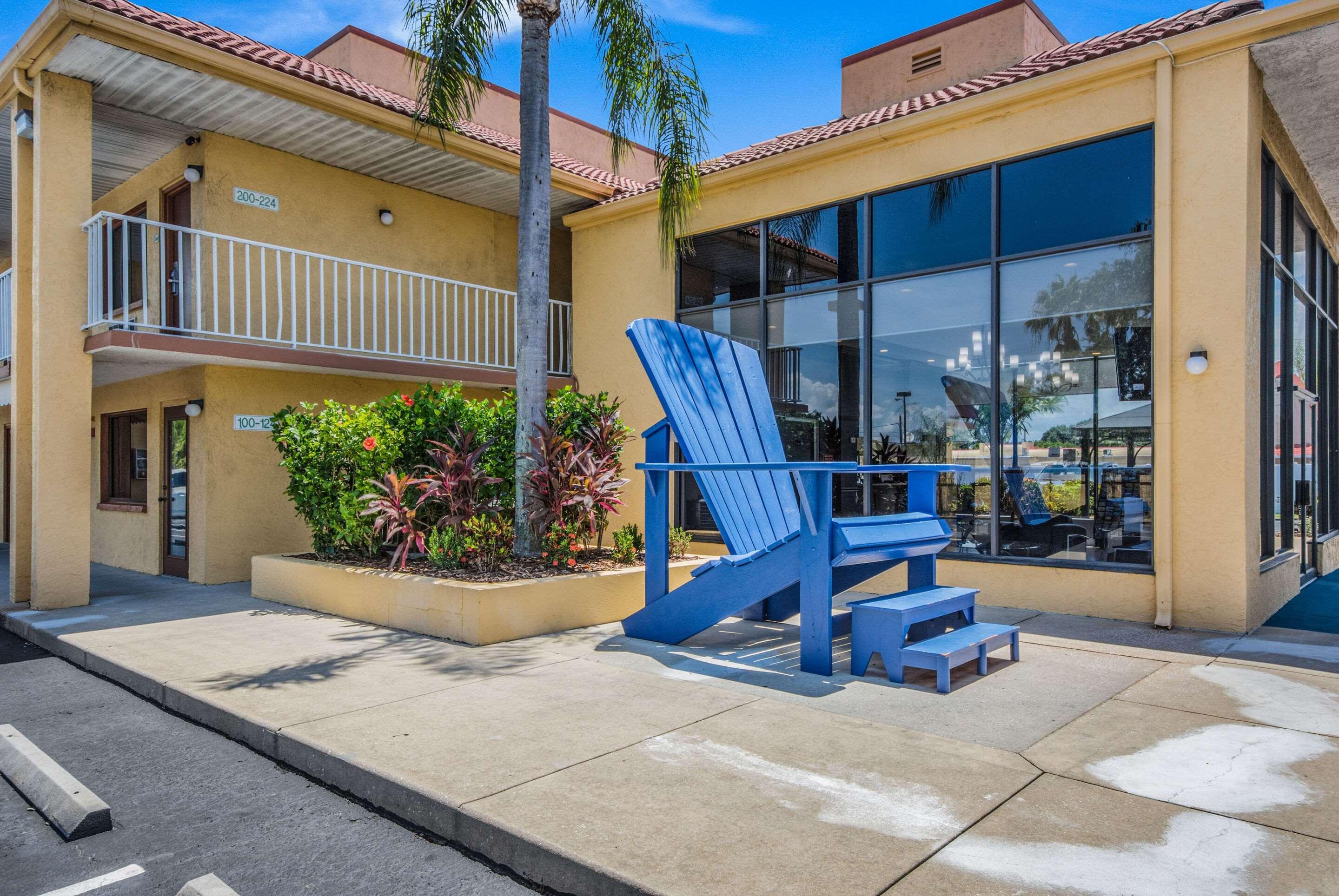 Rodeway Inn Port Richey North Екстер'єр фото