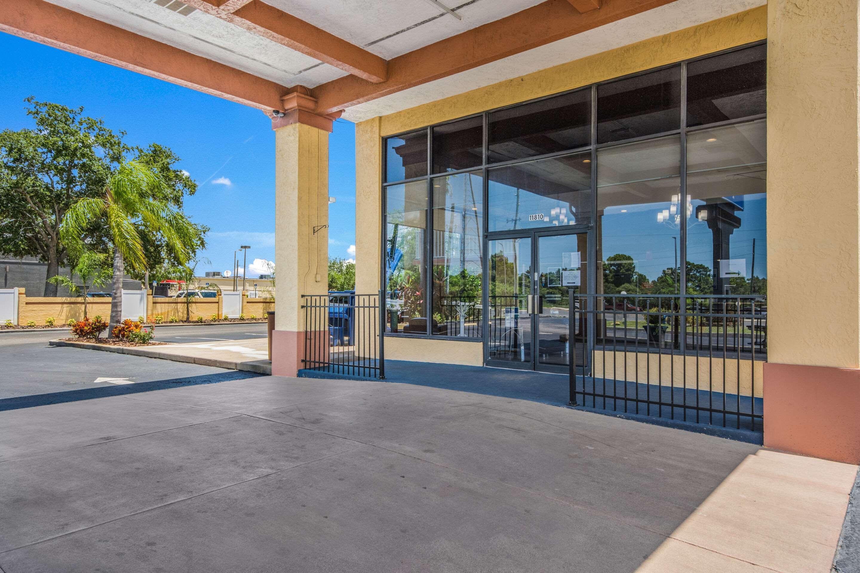 Rodeway Inn Port Richey North Екстер'єр фото